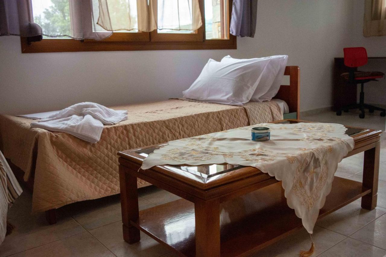 Efi'S Guest House Áyios Dhimítrios Buitenkant foto